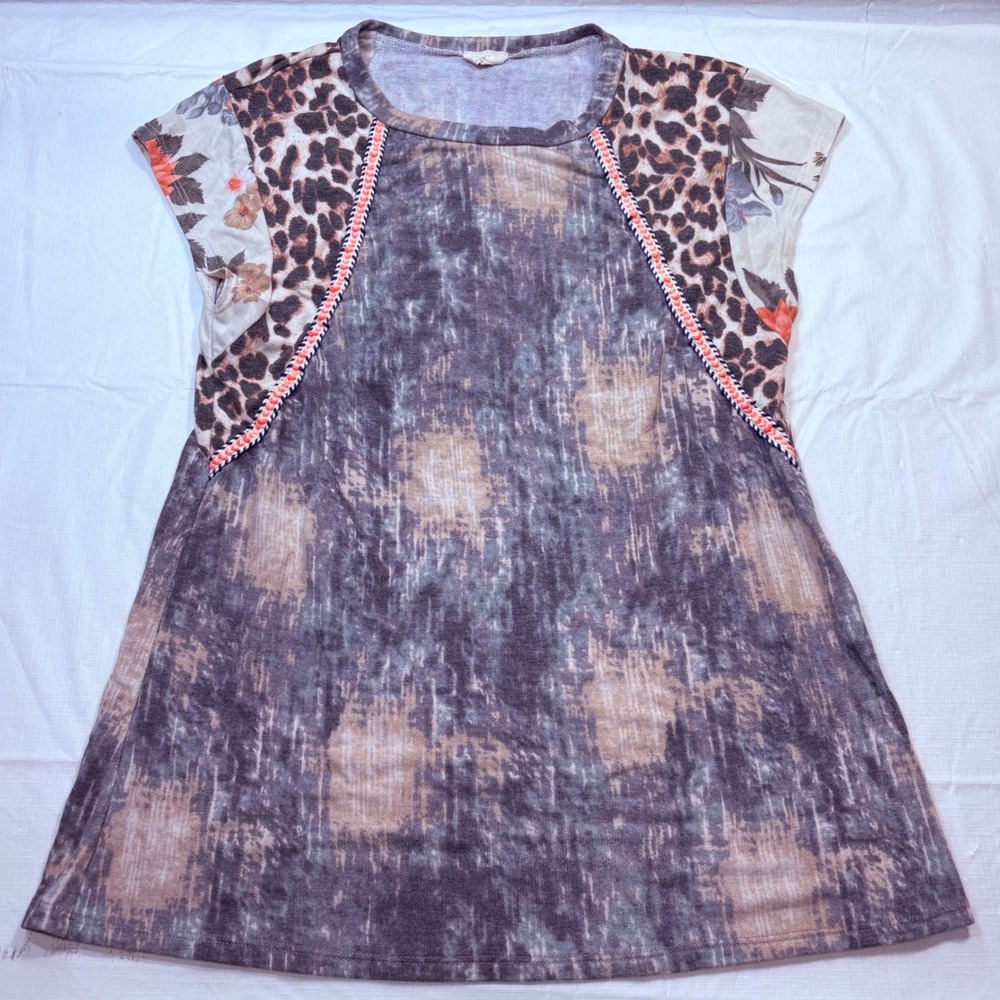 Lovely Melody Womens Mixed Media Leopard Floral Short Sleeve Top Gray Brown 5339